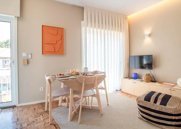 Cozy 1br Beachside By Lovelystay * Porto